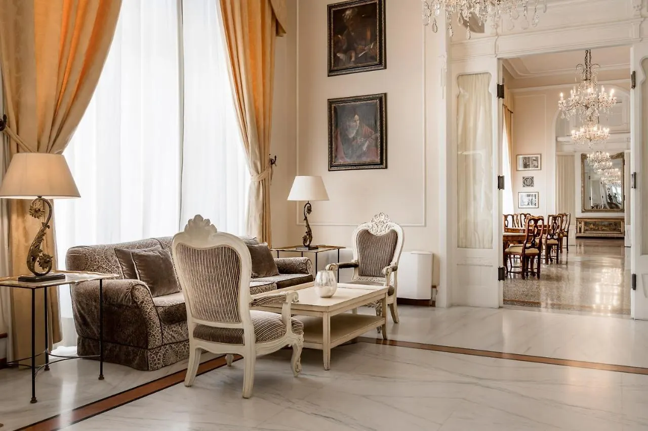 Grand Hotel Rimini 5*,