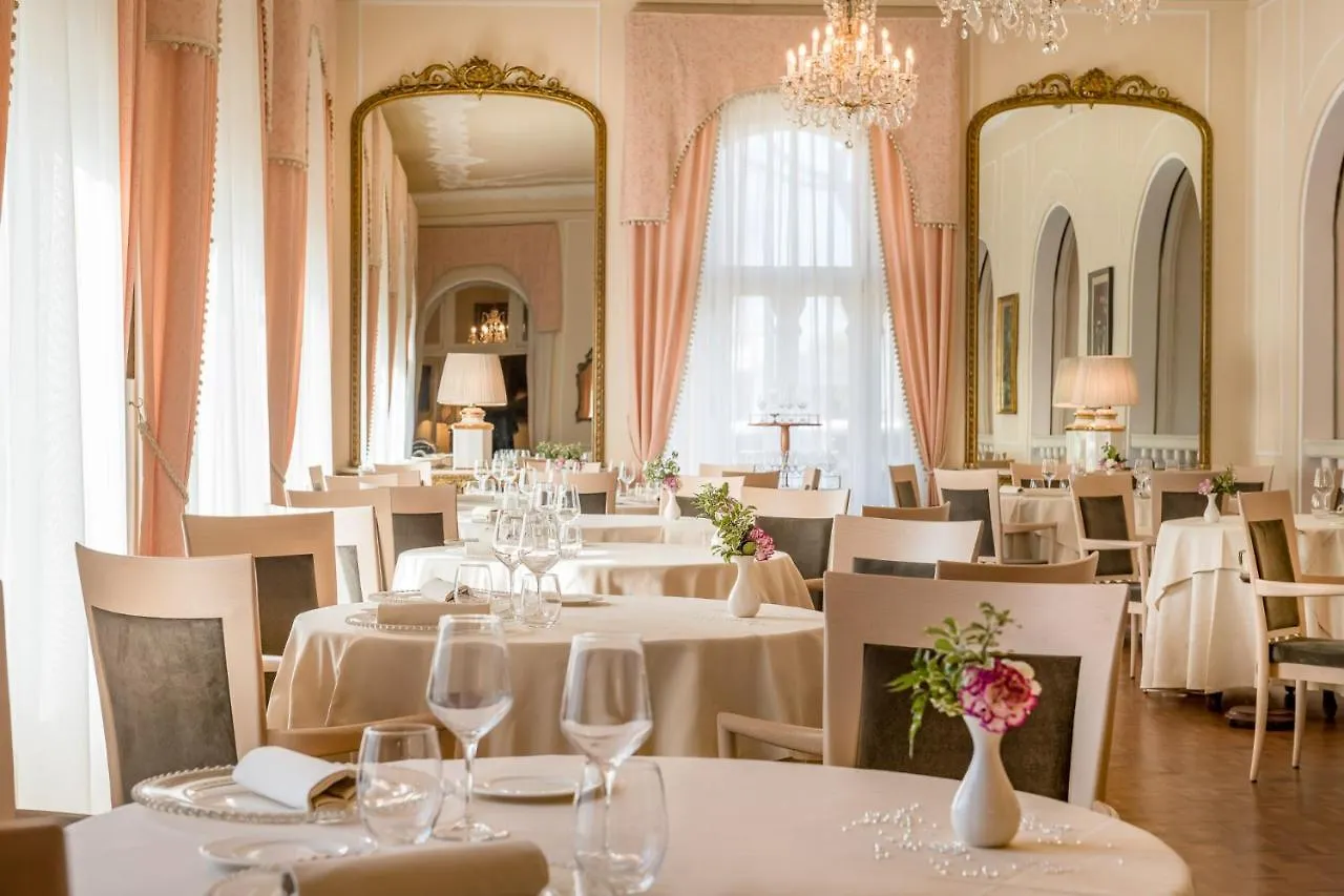 Grand Hotel Rimini 5*,
